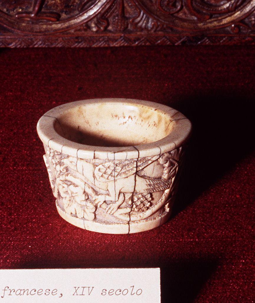 mortaio - manifattura francese (seconda metà sec. XV)