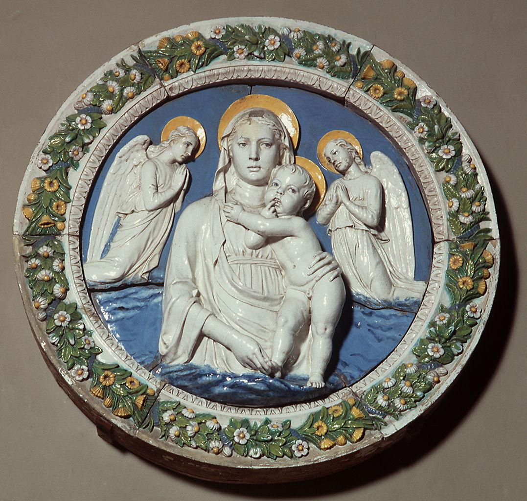 Madonna con Bambino e angeli (rilievo) di Della Robbia Luca (e aiuti) (sec. XV)