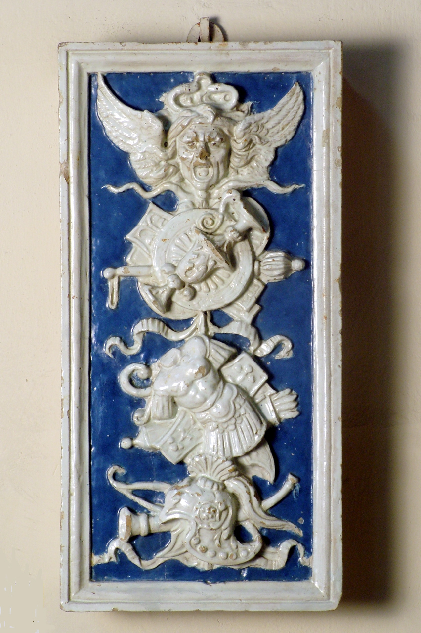 trofeo di armi (rilievo) di Grazini Benedetto detto Benedetto da Rovezzano (maniera) (sec. XVI)