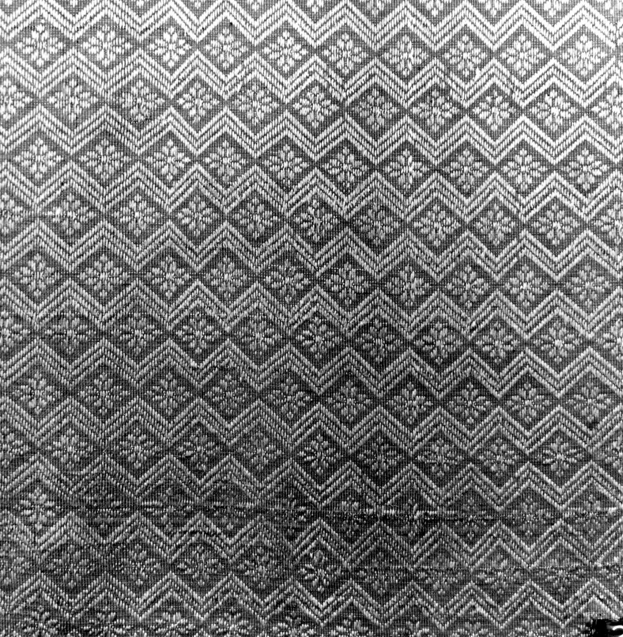 tessuto, frammento - manifattura italiana (inizio sec. XVII)