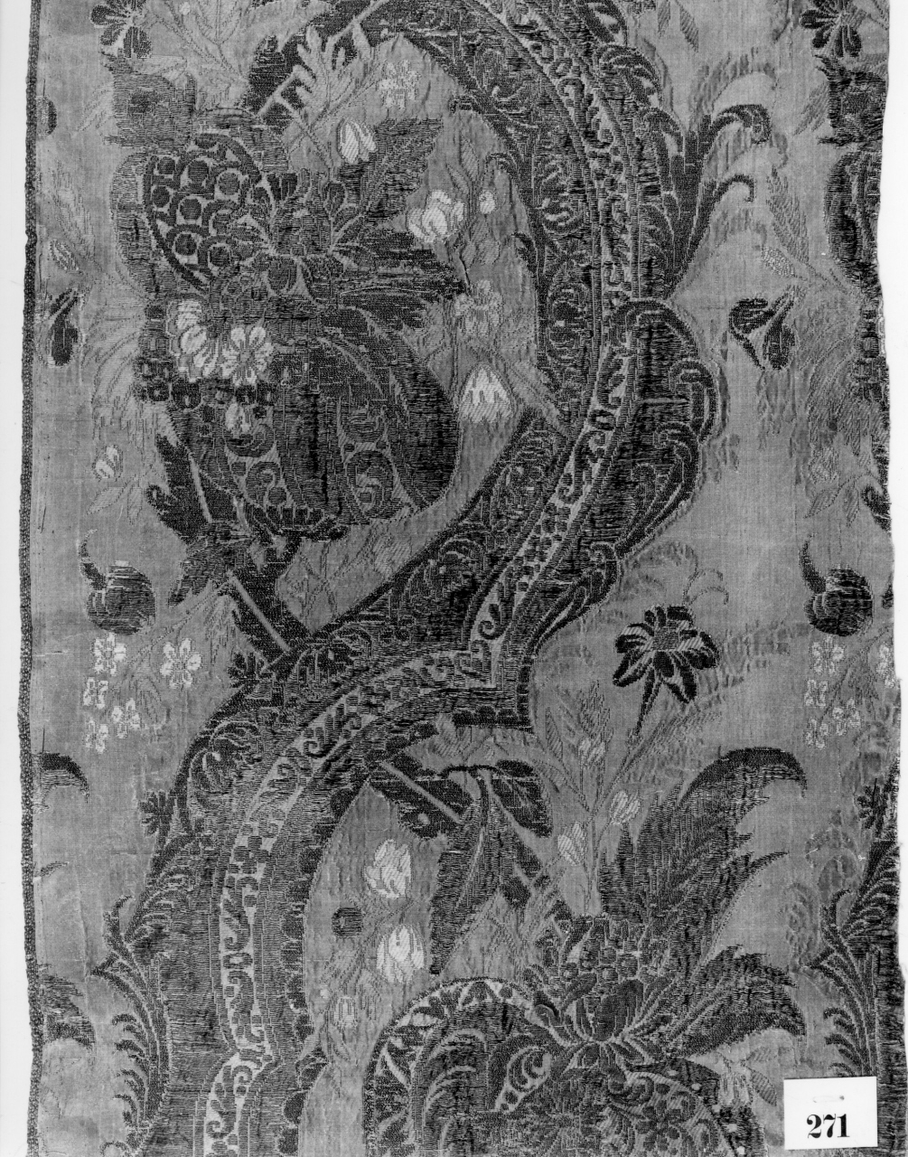 tessuto, frammento - manifattura francese (?) (seconda metà sec. XVII)