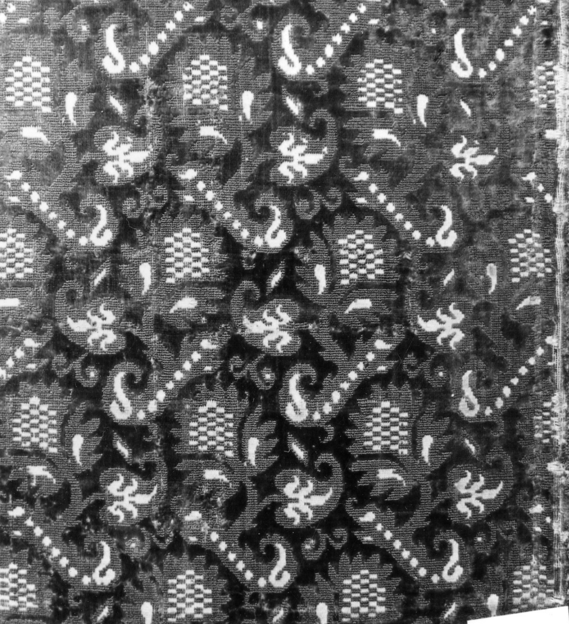 tessuto, frammento - manifattura italiana (inizio sec. XVII)