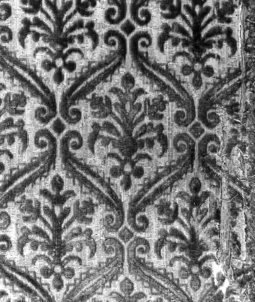tessuto, frammento - manifattura spagnola (inizio sec. XVII)