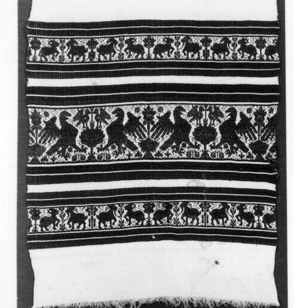 tovaglia - manifattura perugina (sec. XVI)