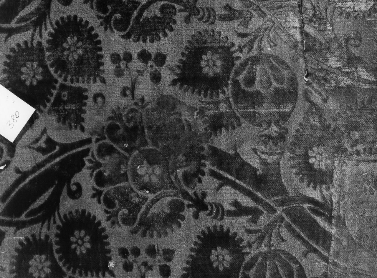 tessuto, frammento - manifattura veneziana (primo quarto sec. XV)