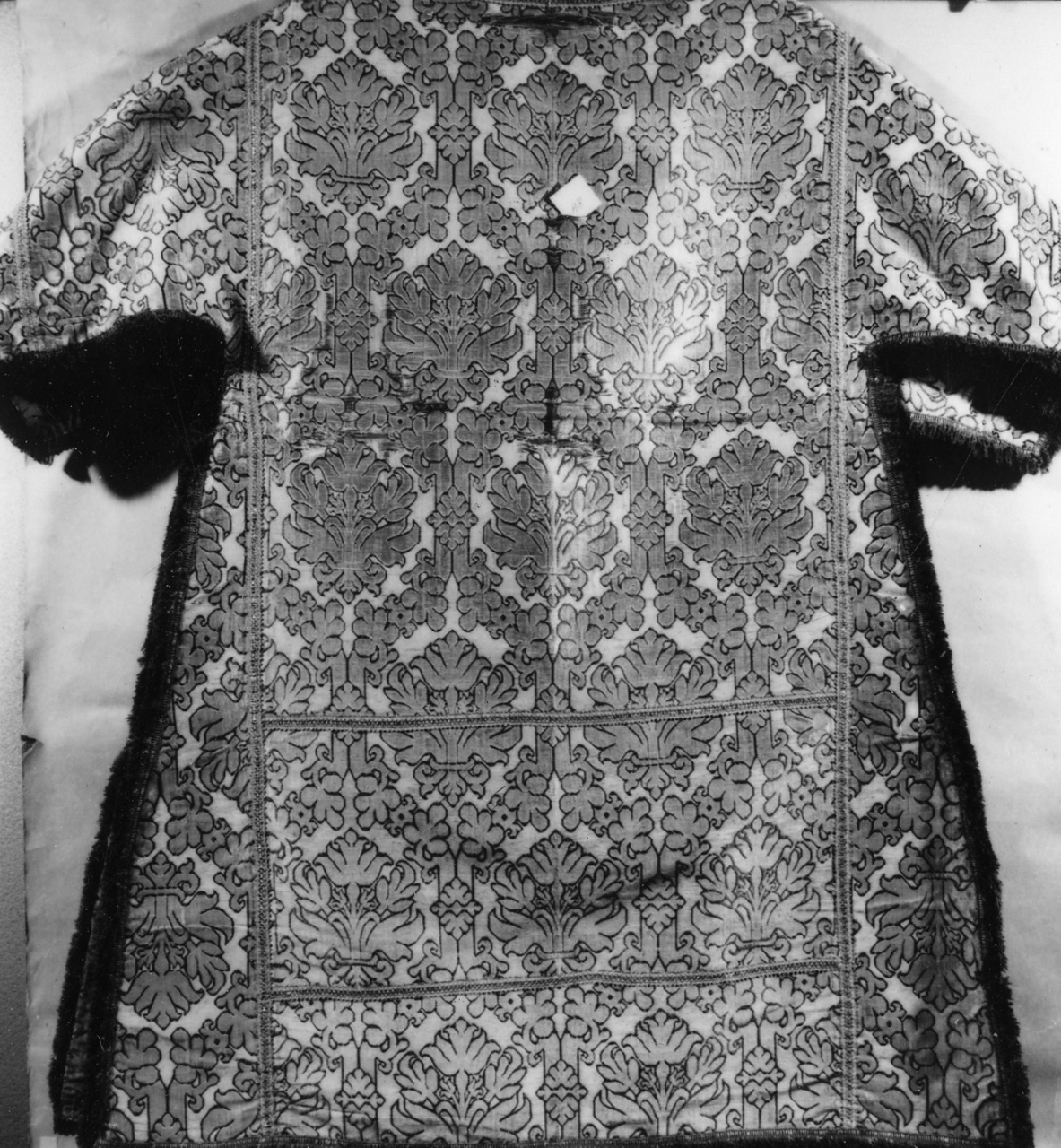 dalmatica - manifattura italiana (prima metà sec. XVII)