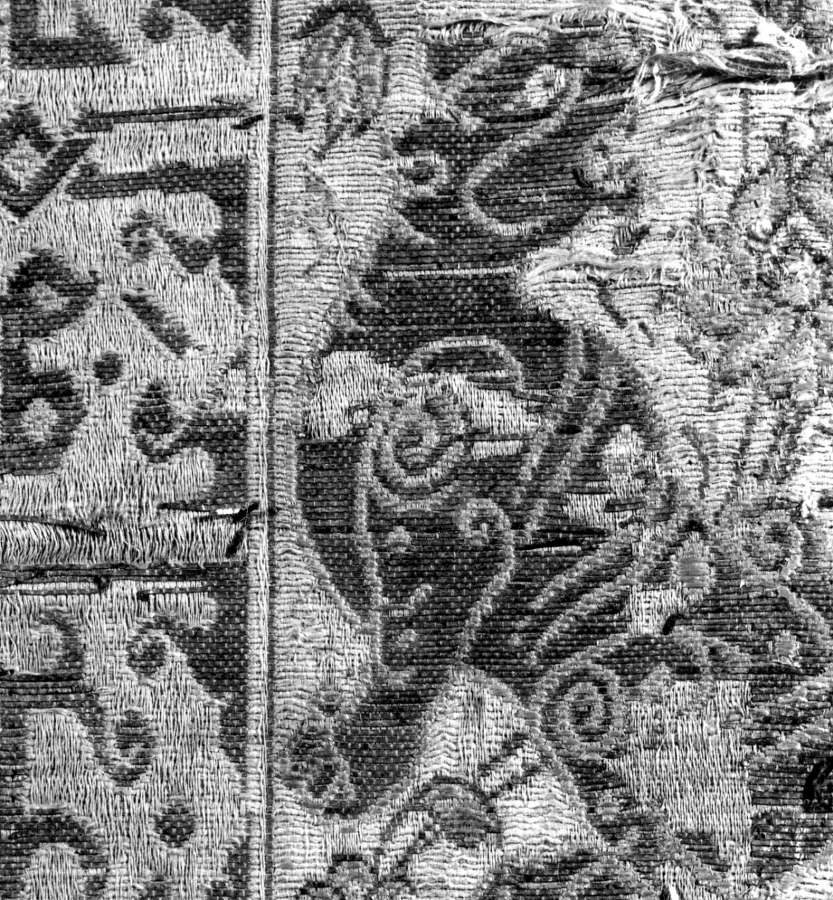 tessuto, frammento - manifattura cinese (sec. XV)