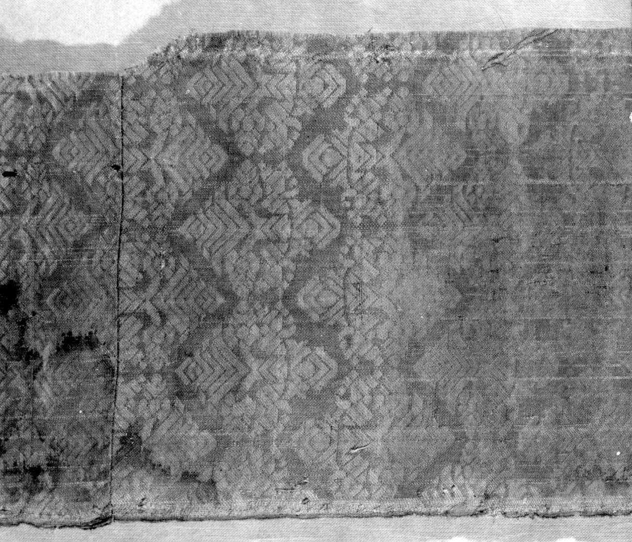 tessuto, frammento - manifattura italiana (ultimo quarto sec. XVI)