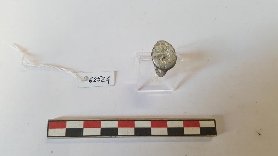 anello/ digitale, con castone ovale (fine IV a.C)