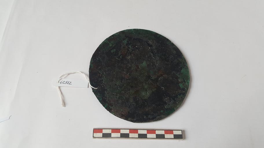 specchio (fine IV a.C)