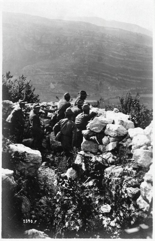 Val Lagarina - Dosso Alto - Soldati - 1918 (positivo) di Marzocchi, Luigi (primo quarto XX)