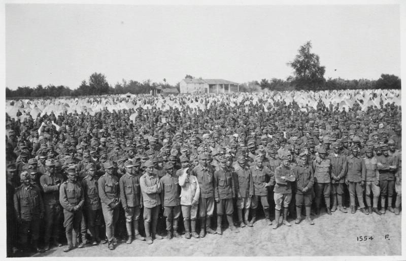 Emilia-Romagna - Ferrara - campi di prigionia - prigionieri - austriaci - nemici - tende - 1918 (positivo) di Marzocchi, Luigi (primo quarto XX)