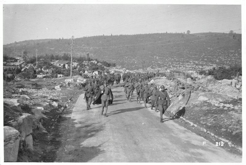 Cima Fonte - soldati italiani - fanti - dislocamenti - 1917 (positivo) di Marzocchi, Luigi (primo quarto XX)