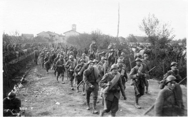 Bonzicco - Truppe - Soldati - Italiani - 1918 (positivo) di Marzocchi, Luigi (primo quarto XX)
