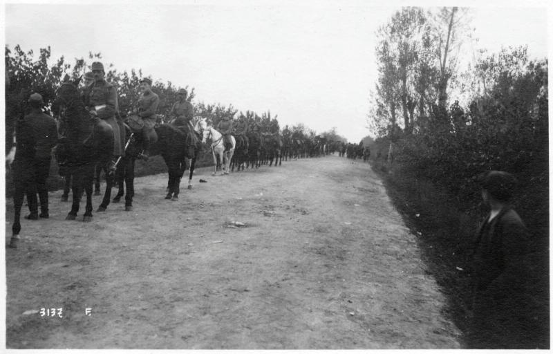 S. Odorico - Bonzicco - Artiglierie - Soldati - Austriaci - Comandi - 1918 (positivo) di Marzocchi, Luigi (primo quarto XX)