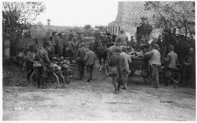 Bonzicco - Prigionieri - Soldati - Civili - 1918 (positivo) di Marzocchi, Luigi (primo quarto XX)