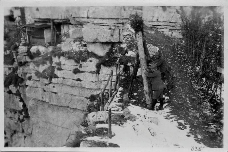 Val d'Astico - teleferiche - burroni - 1918 (positivo) di Marzocchi, Luigi (primo quarto XX)