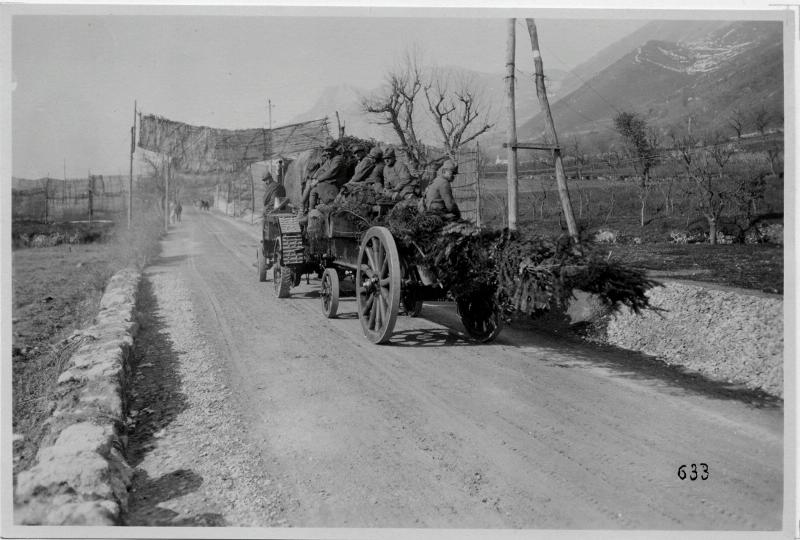 Cogollo del Cengio - trasporti - traini - 1918 (positivo) di Marzocchi, Luigi (primo quarto XX)