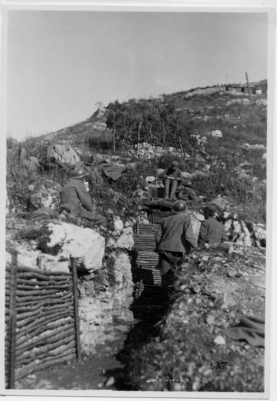 Monte Cengio - trincee - seconde linee - 1918 (positivo) di Marzocchi, Luigi (primo quarto XX)