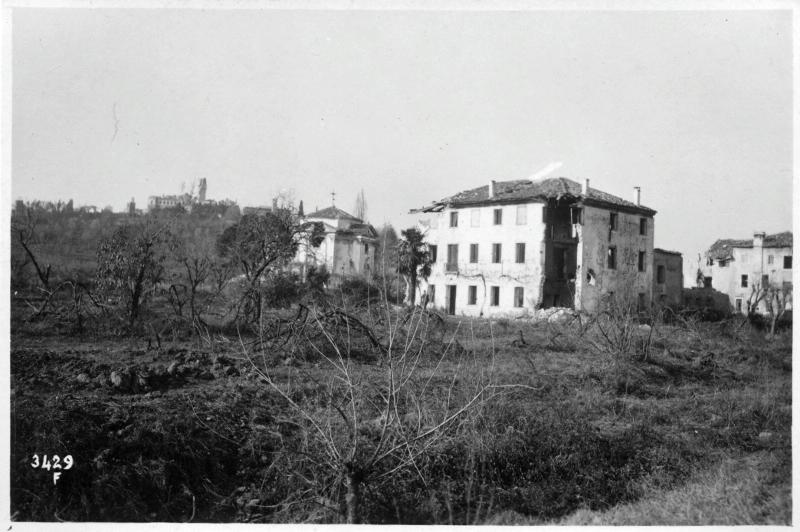 Case - Distruzioni - Rovine - Nemici - 1918 (positivo) di Marzocchi, Luigi (primo quarto XX)