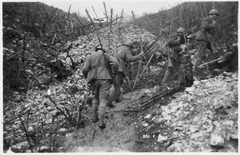 Monte Tomba - Pattuglie - Soldati italiani - 1918 (positivo) di Marzocchi, Luigi (primo quarto XX)