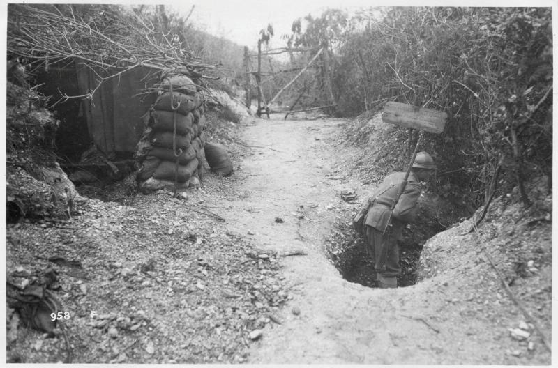 Sano - rifugi - sbarramenti - mulattiere - 1918 (positivo) di Marzocchi, Luigi (primo quarto XX)