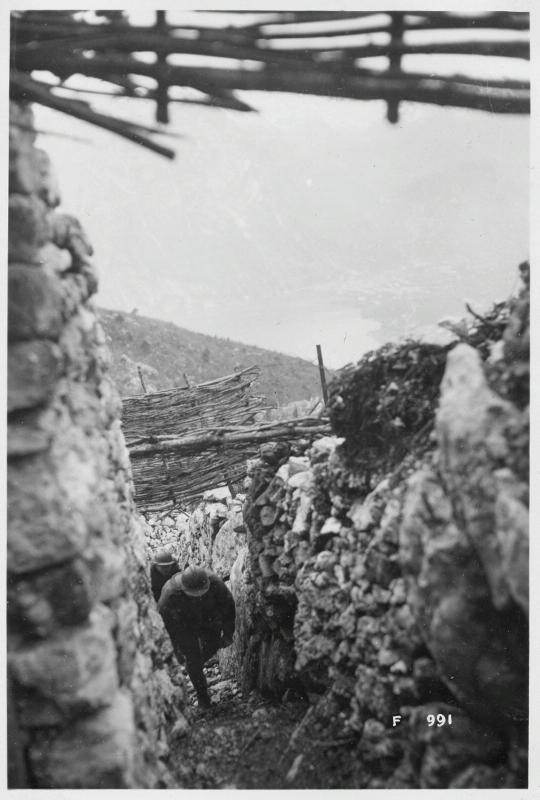 Camminamenti - mascheramenti - 1918 (positivo) di Marzocchi, Luigi (primo quarto XX)