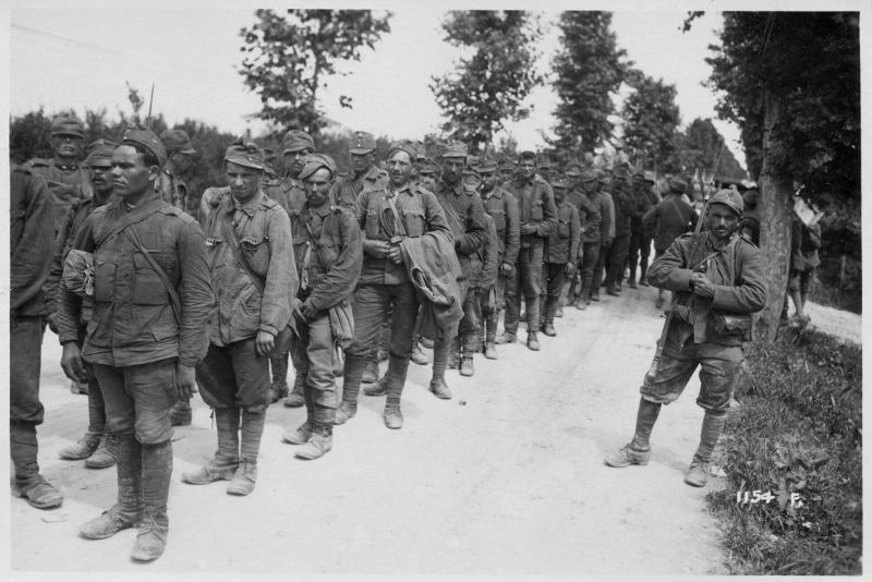 Olmi - prigionieri - campi di concentramento - 1918 (positivo) di Marzocchi, Luigi (primo quarto XX)