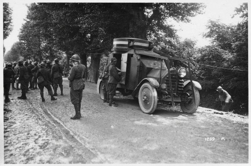 Monastier - Zenson - arditi - autoblindate - 1918 (positivo) di Marzocchi, Luigi (primo quarto XX)