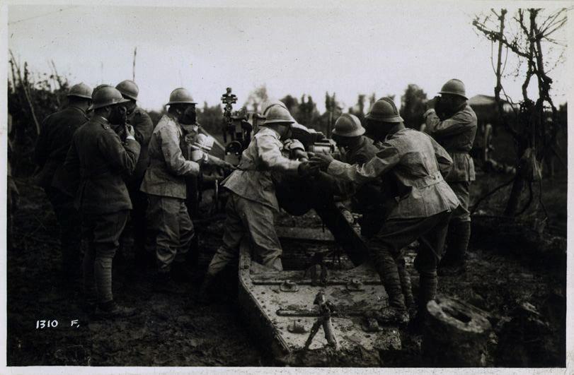 soldati italiani - batterie - cannoni - 1918 (positivo) di Marzocchi, Luigi (primo quarto XX)