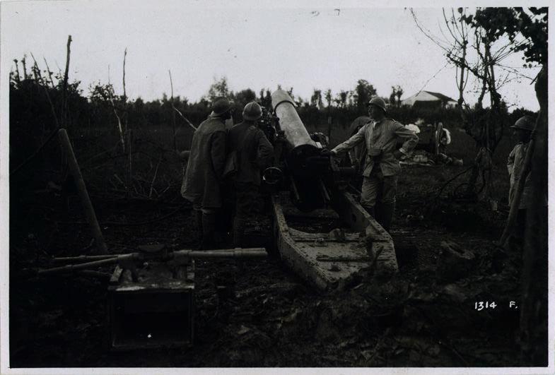 soldati italiani - artiglierie - cannoni - 1918 (positivo) di Marzocchi, Luigi (primo quarto XX)