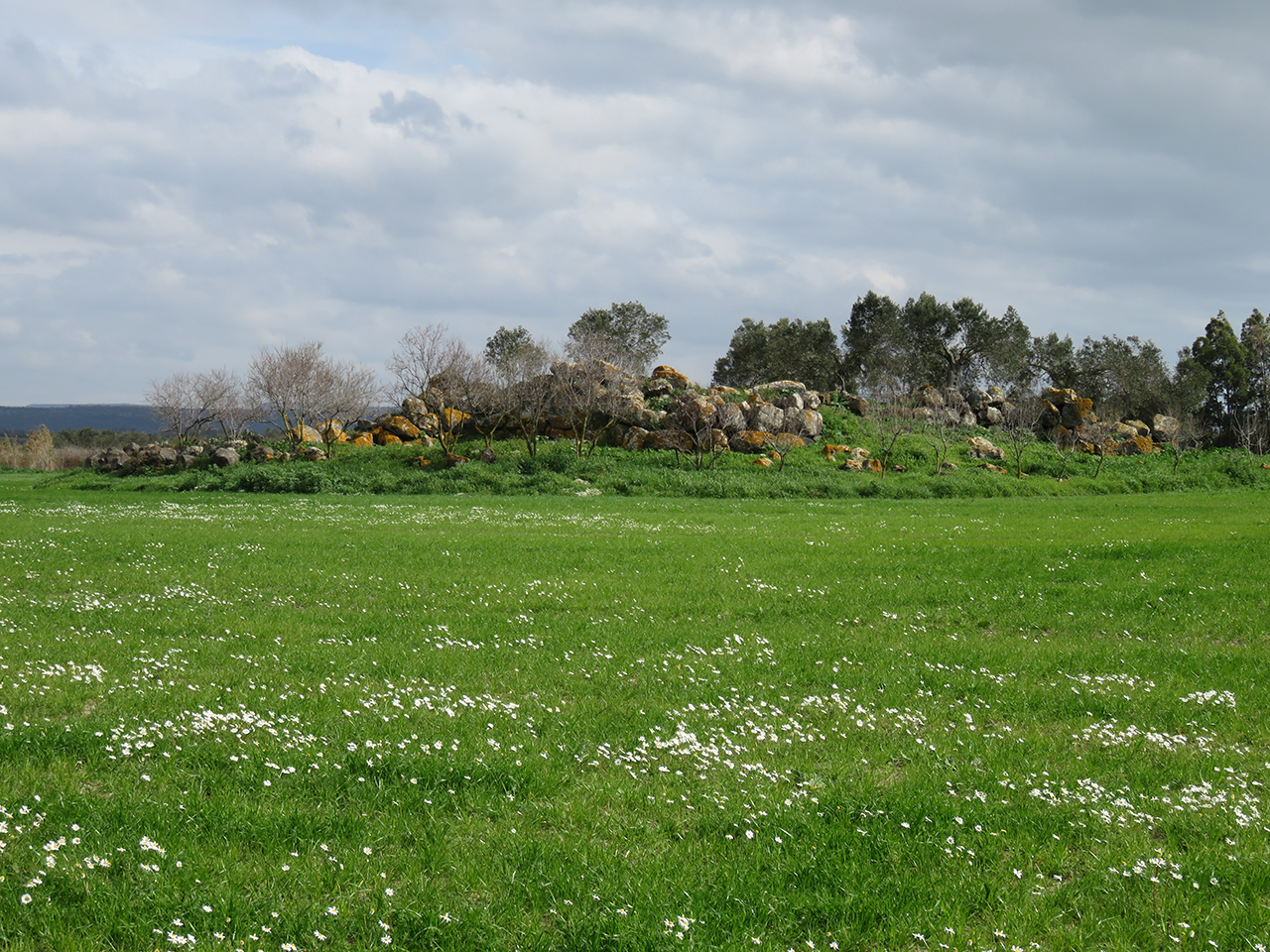 Maringianu (sito pluristratificato, nuraghe/ menhir/ betilo)