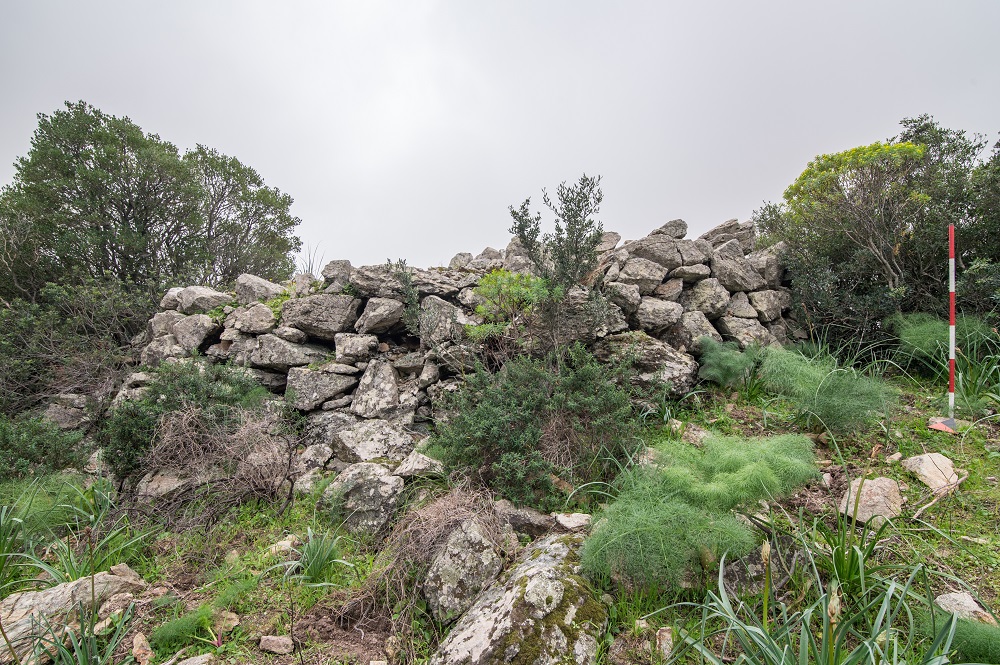 Nuraghe Pirastu (nuraghe, struttura di fortificazione) - San Vito (CA)  (Bronzo medio Bronzo recente)
