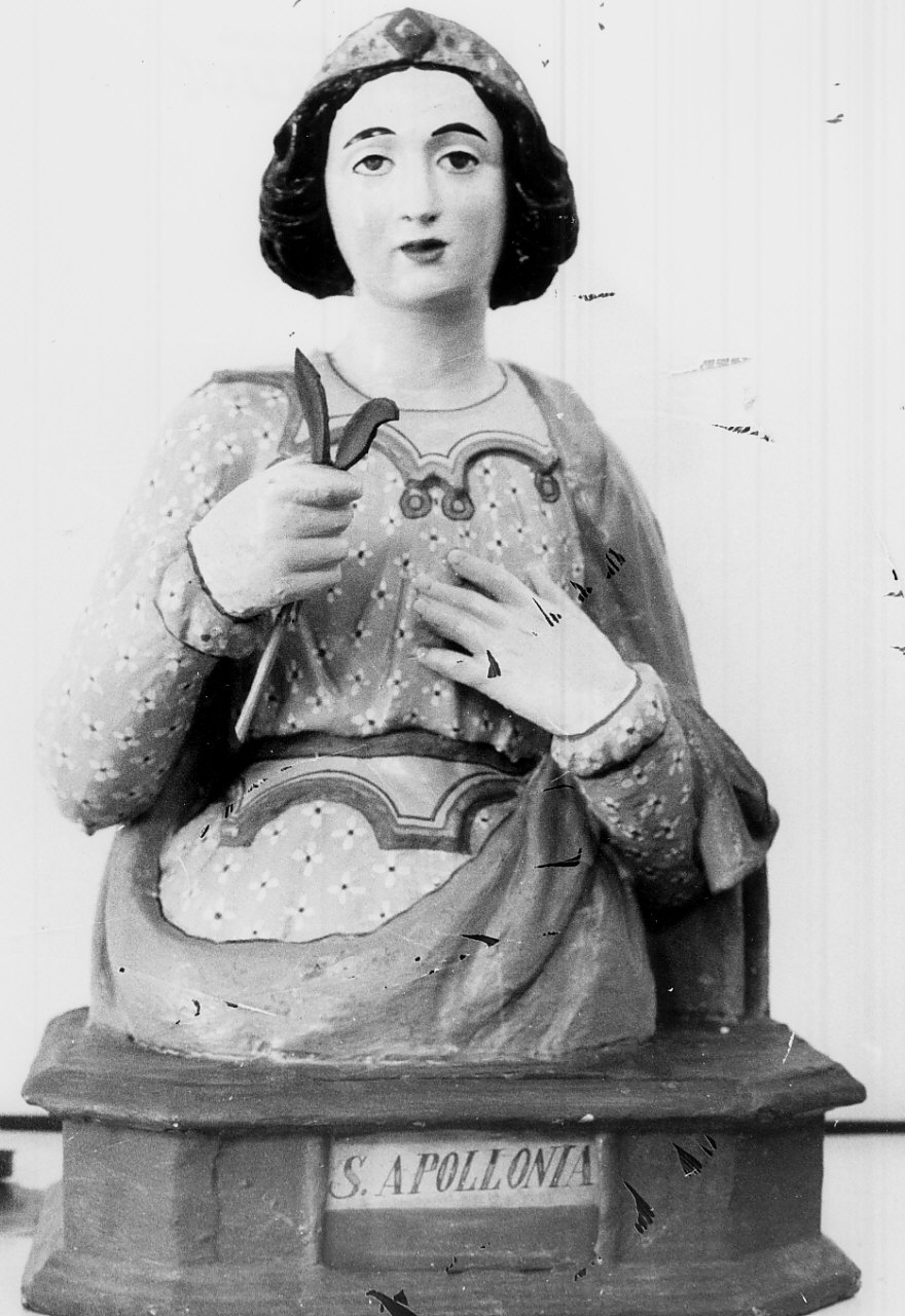 Sant'Apollonia (scultura, opera isolata) - bottega Italia meridionale (fine/ inizio secc. XVIII/ XIX)