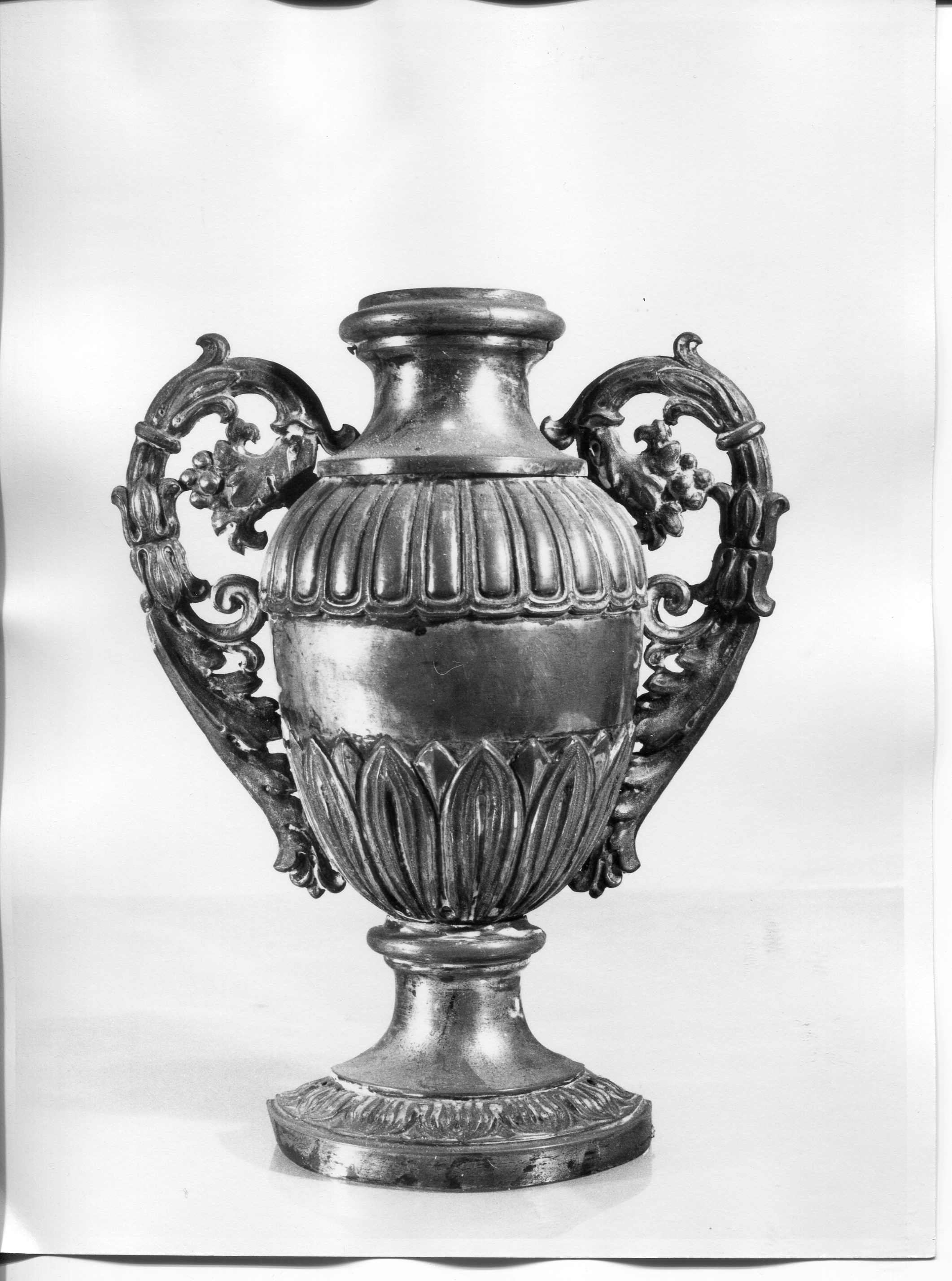 vaso d'altare, serie - manifattura lombarda (inizio sec. XIX)