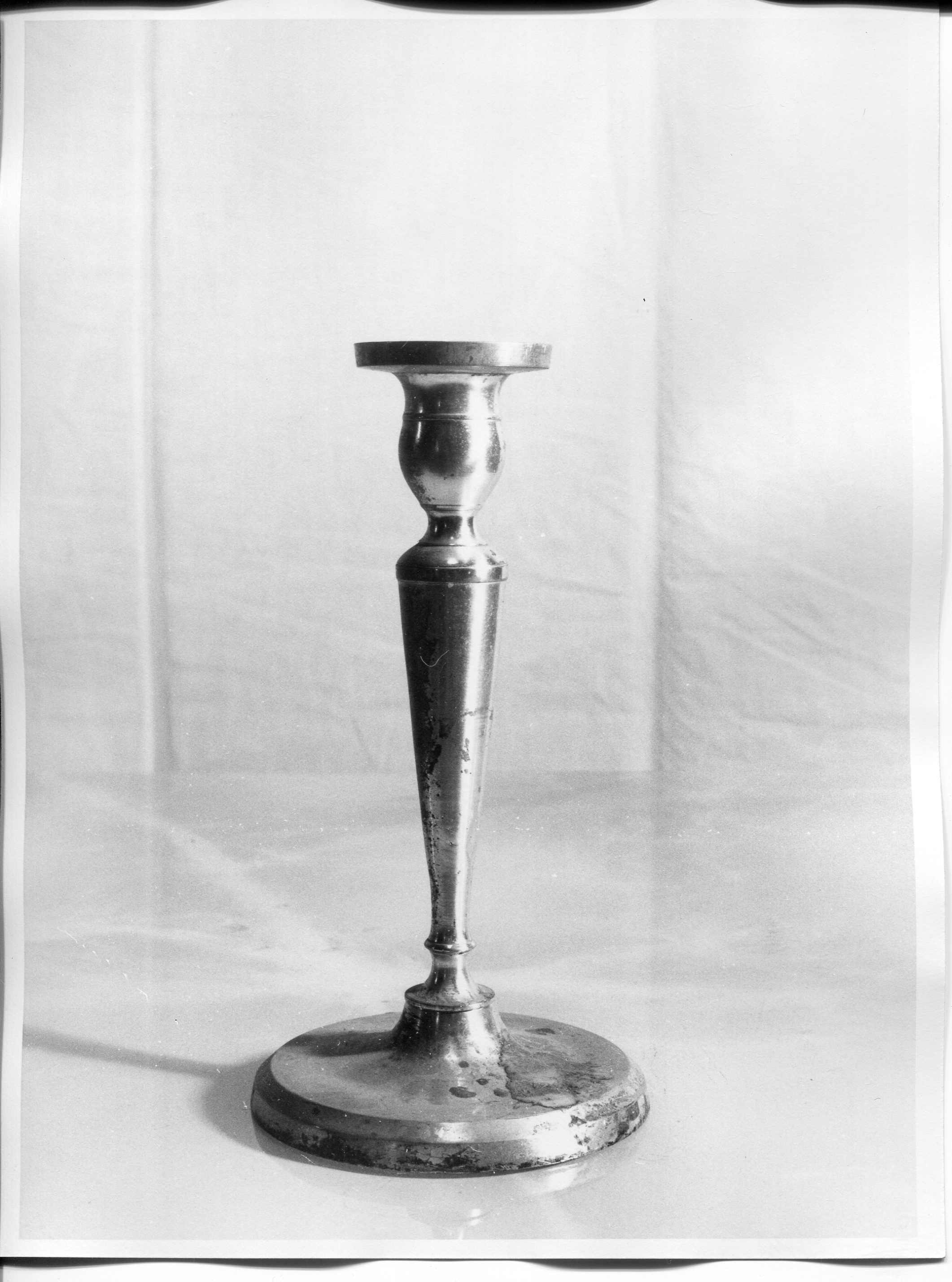 candeliere d'altare, serie - manifattura lombarda (seconda metà sec. XIX)