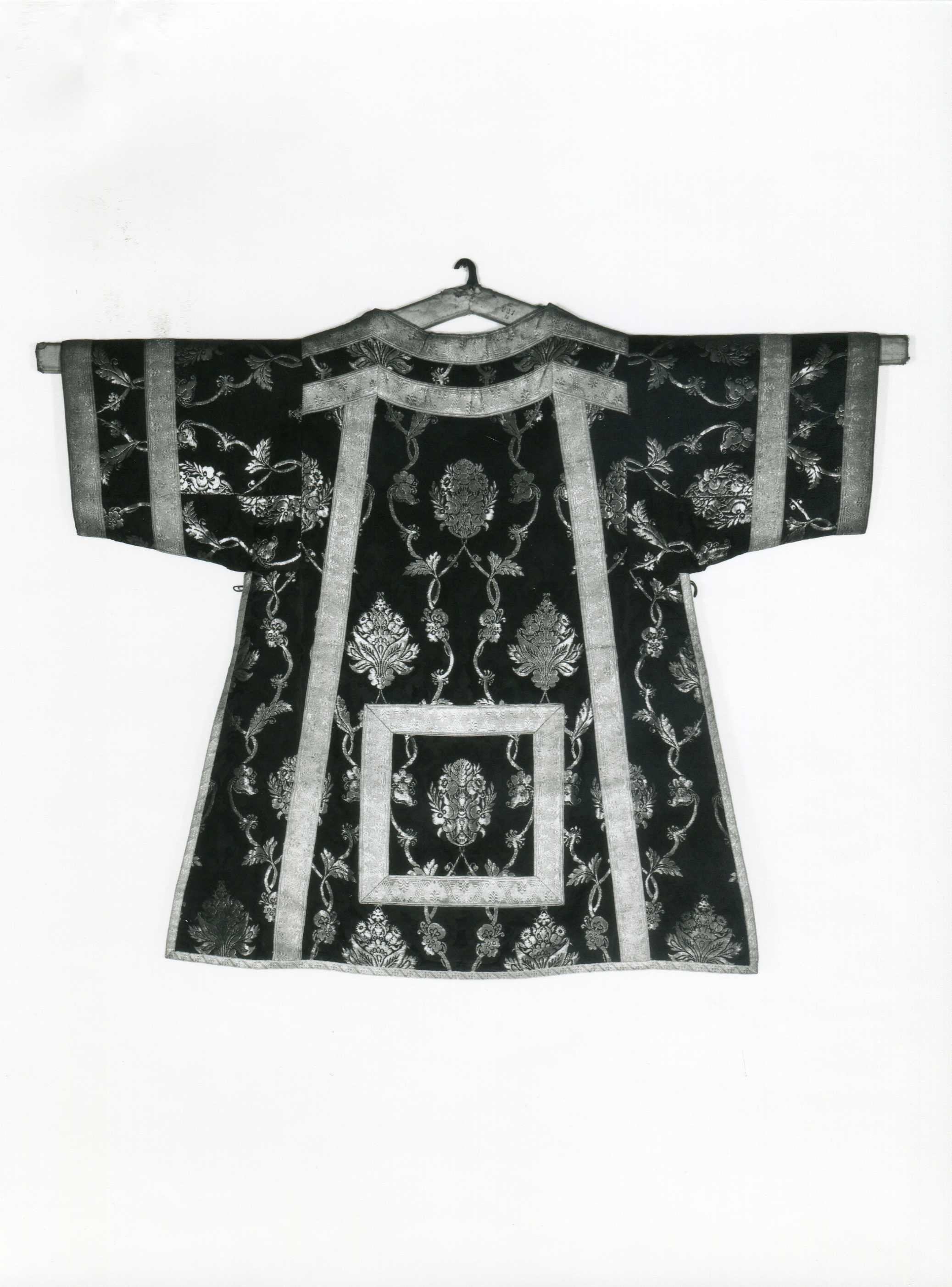 tunicella, serie - manifattura lombarda (sec. XVIII)