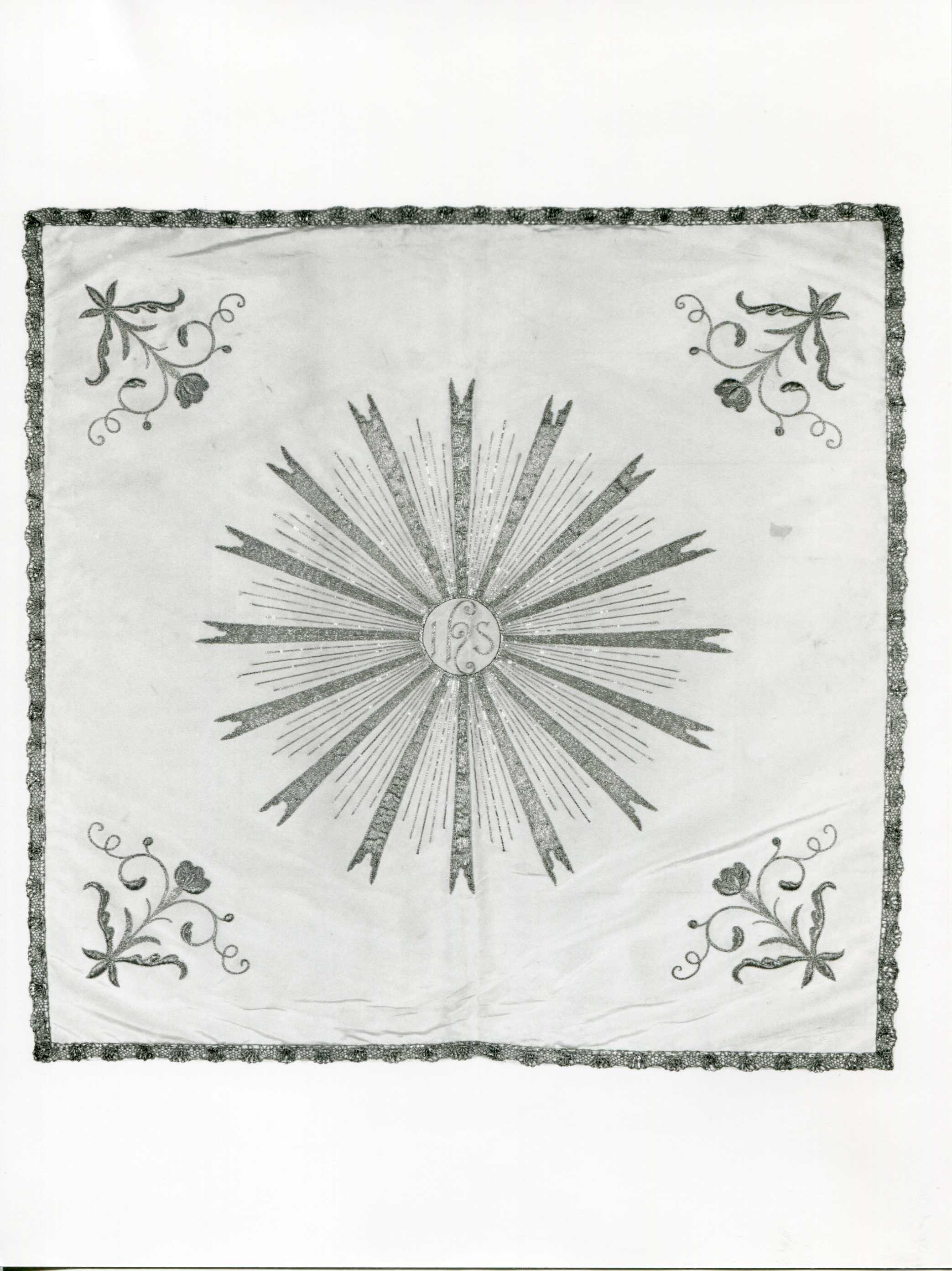 velo di calice, opera isolata - manifattura lombarda (sec. XIX)