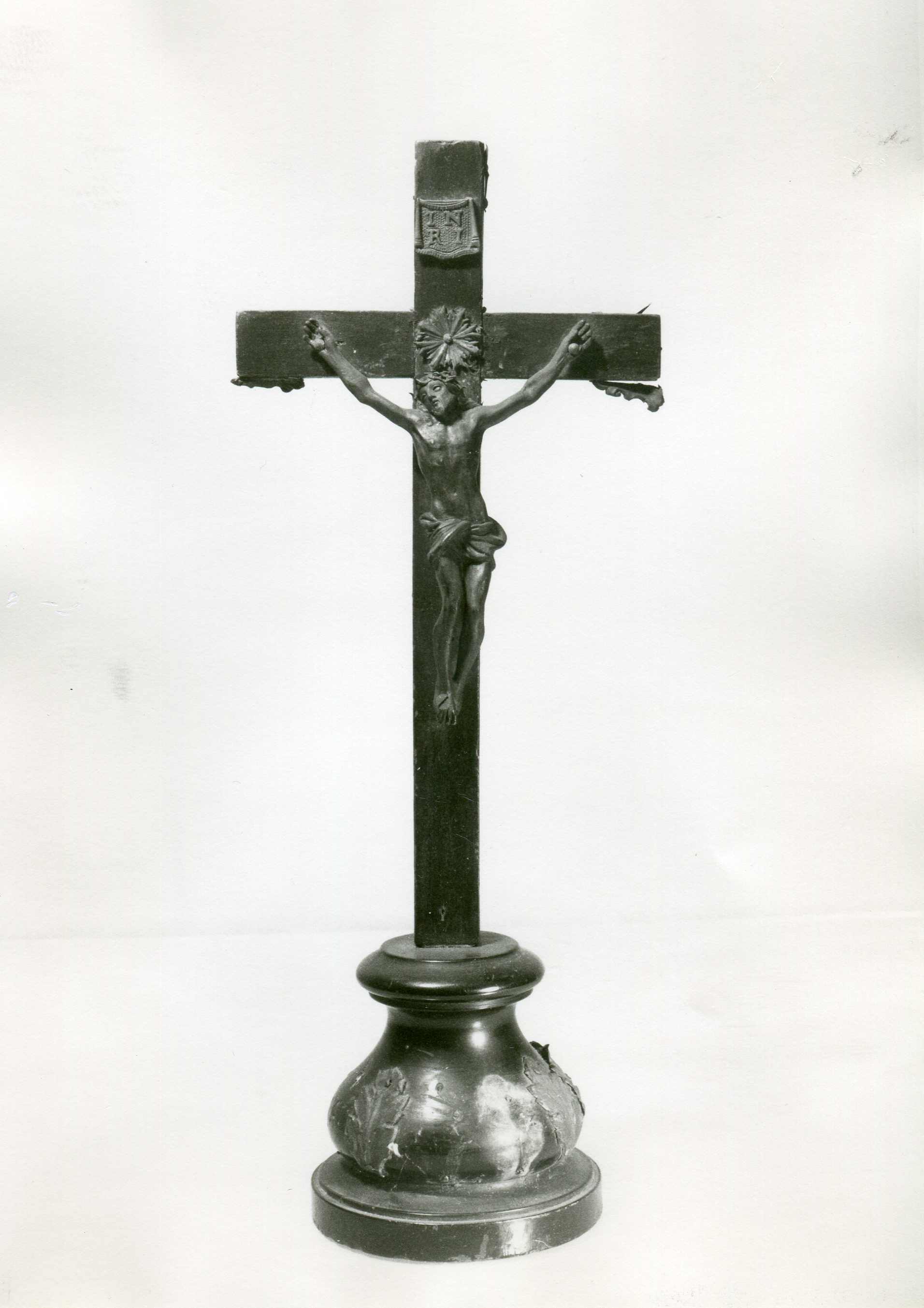 croce d'altare, opera isolata - manifattura lombarda (seconda metà sec. XIX)