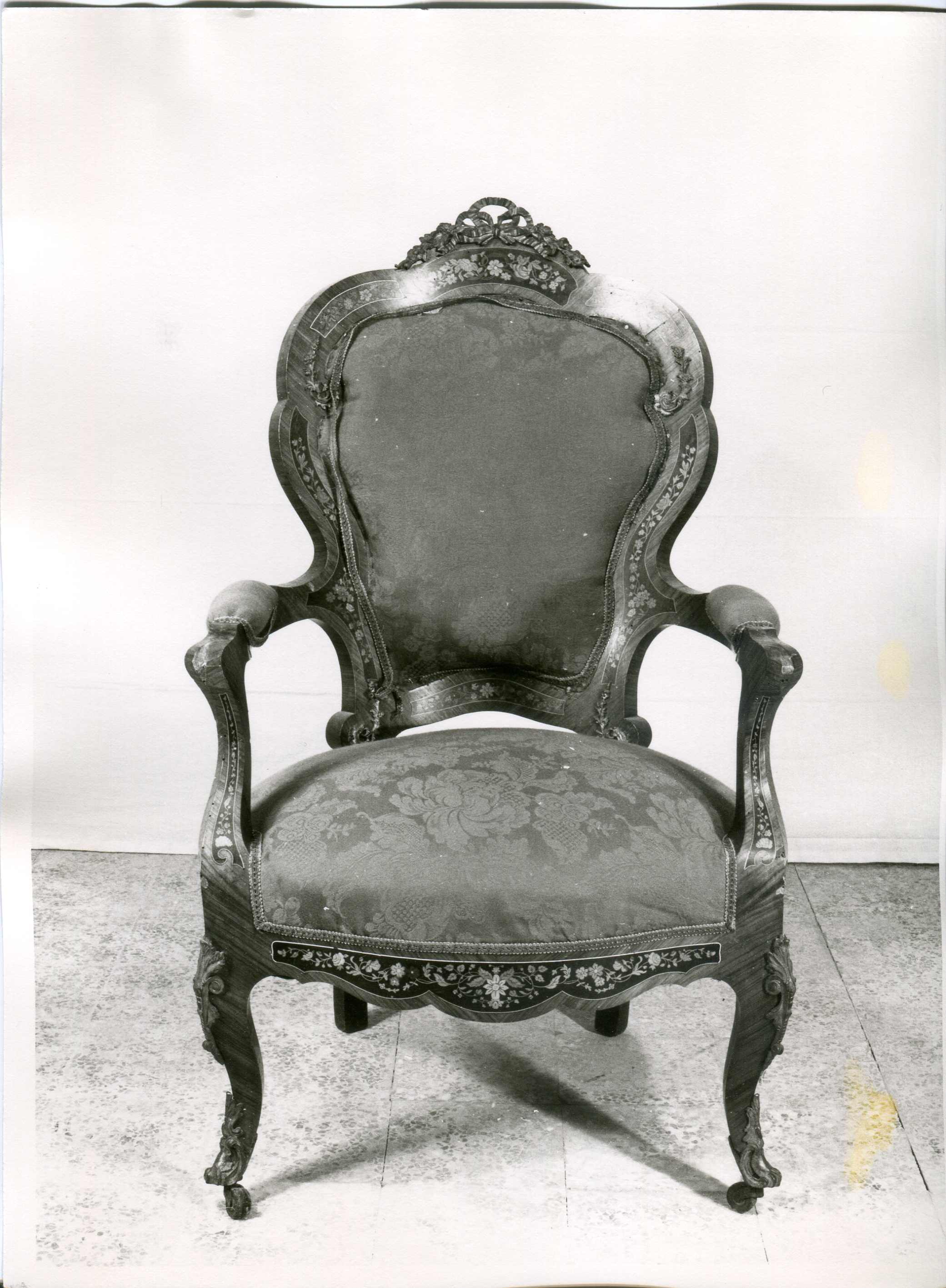 poltrona - con braccioli, elemento d'insieme - manifattura lombarda (ultimo quarto sec. XIX)