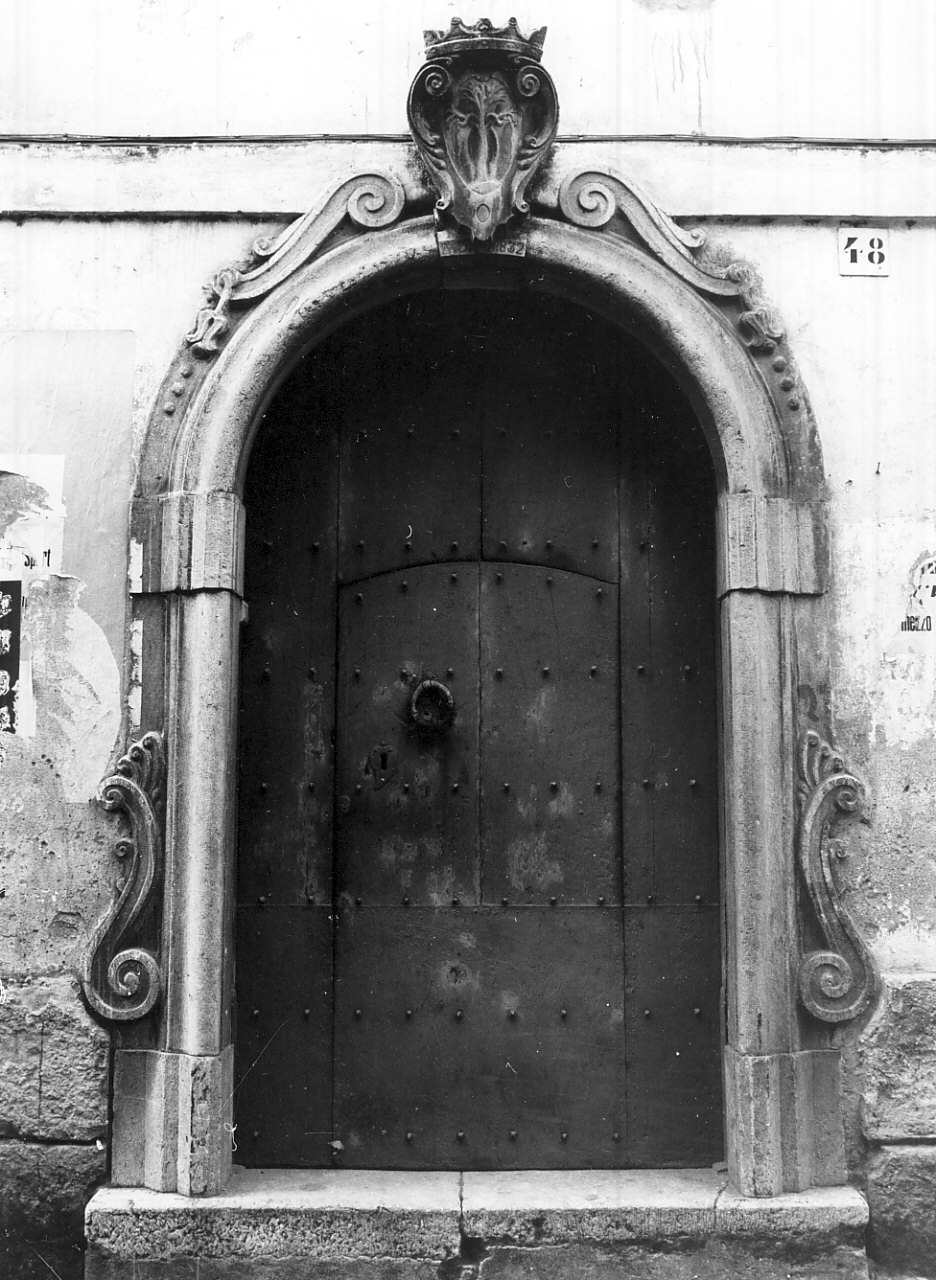 portale - bottega calabrese (sec. XIX)