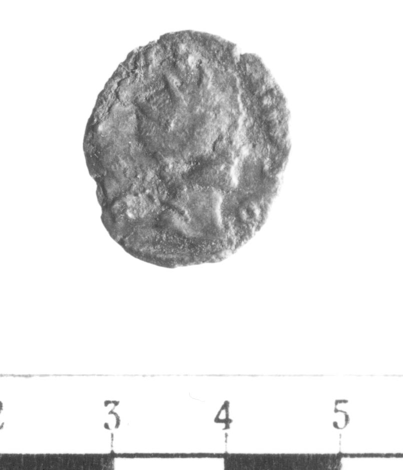 R/ Testa radiata di Claudio II a destra; V/ Altare (antoniniano) (III sec. d.C)