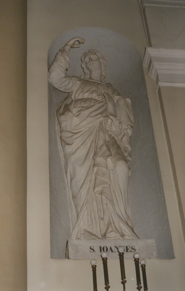 San giovanni apostolo (statua)