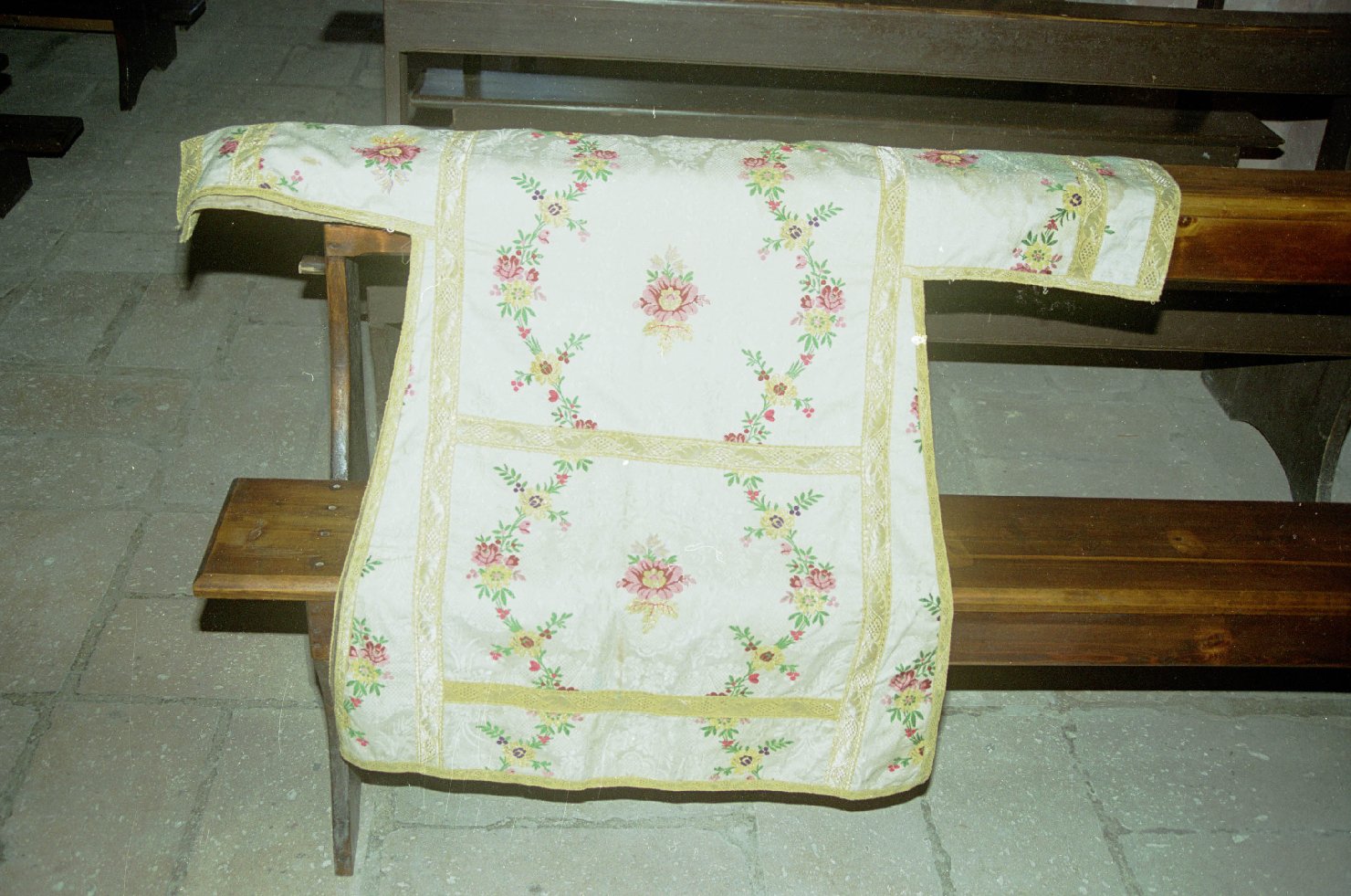 Dalmatica, serie