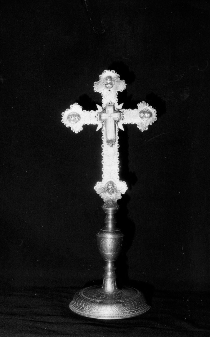 Reliquiario - a croce