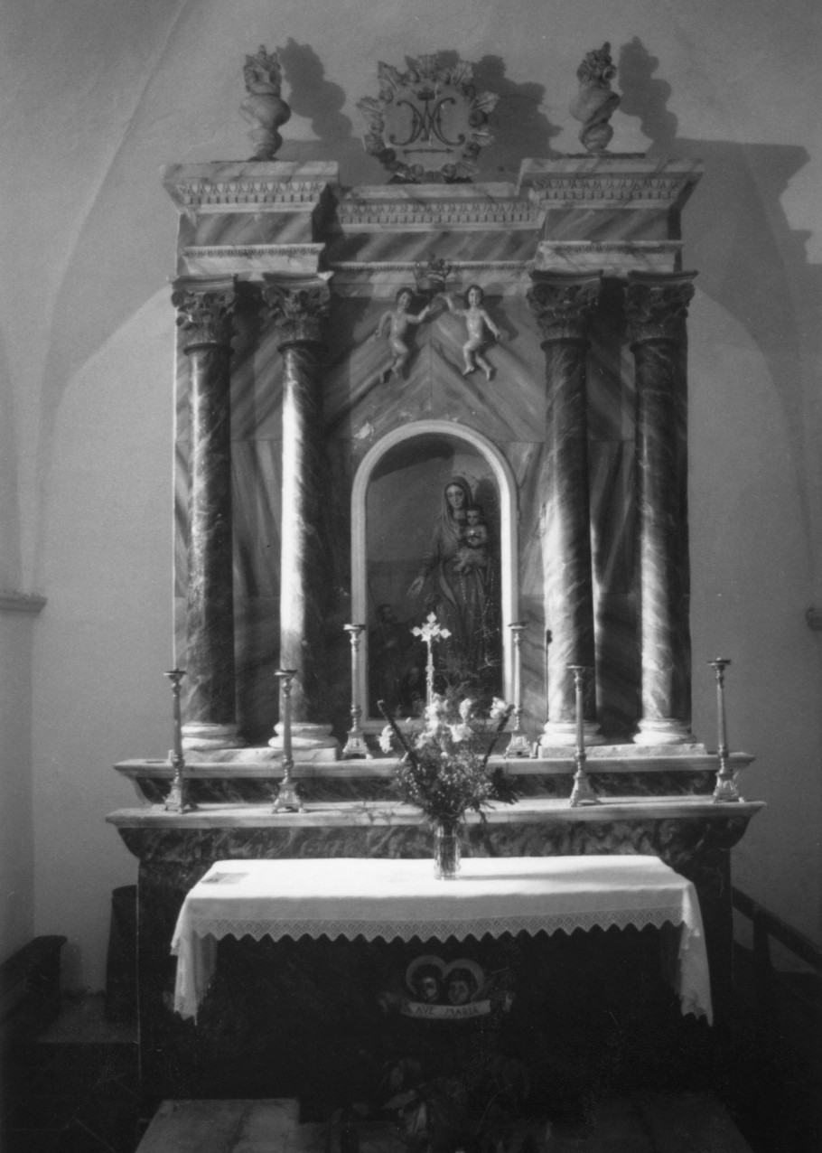 Altare