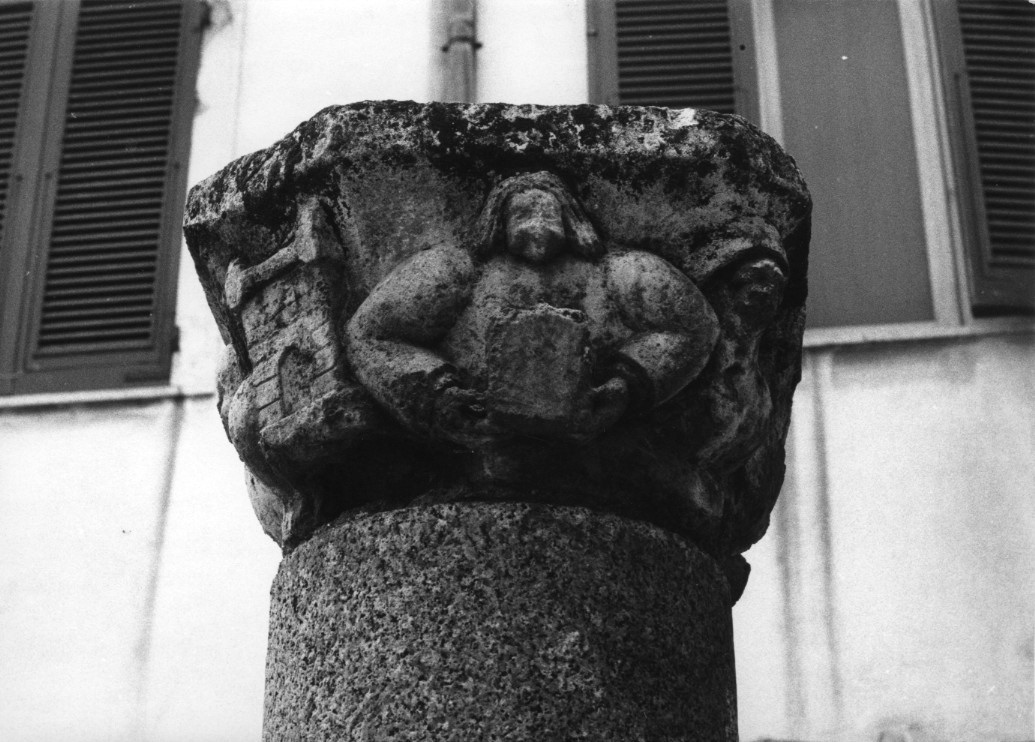 Capitello