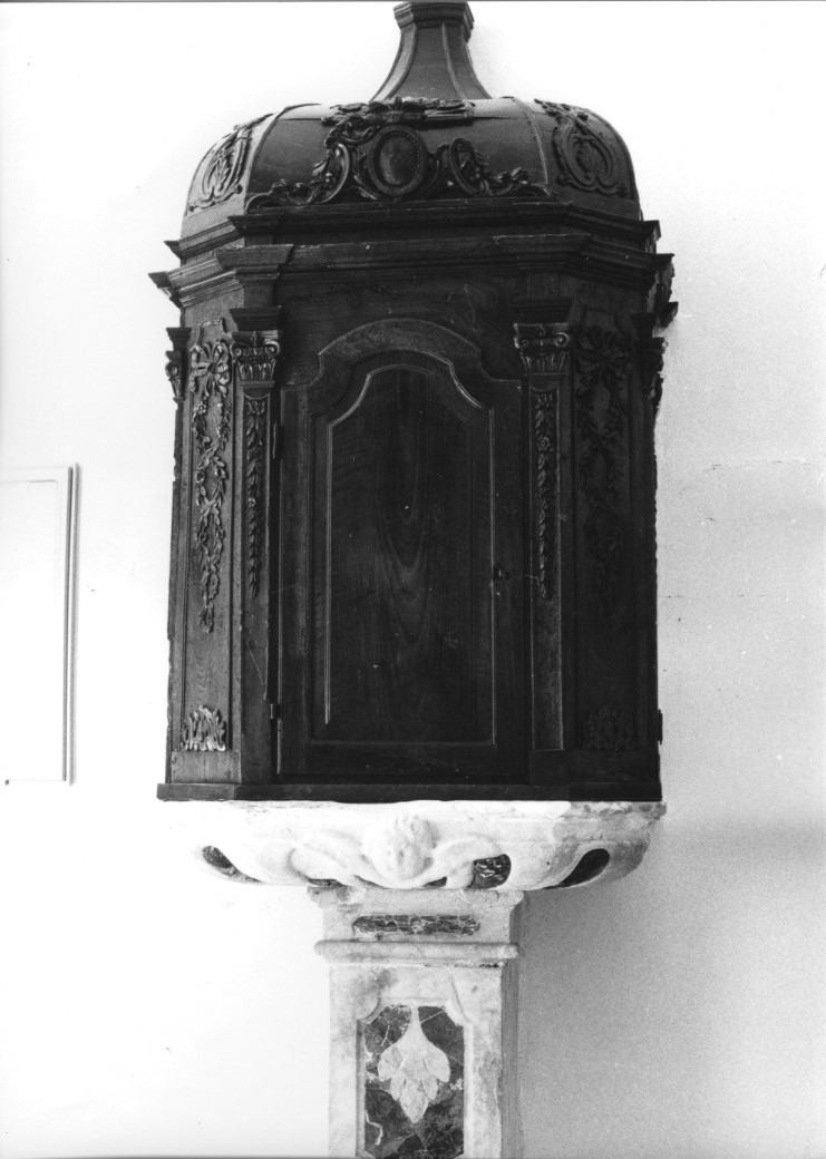 Fonte battesimale