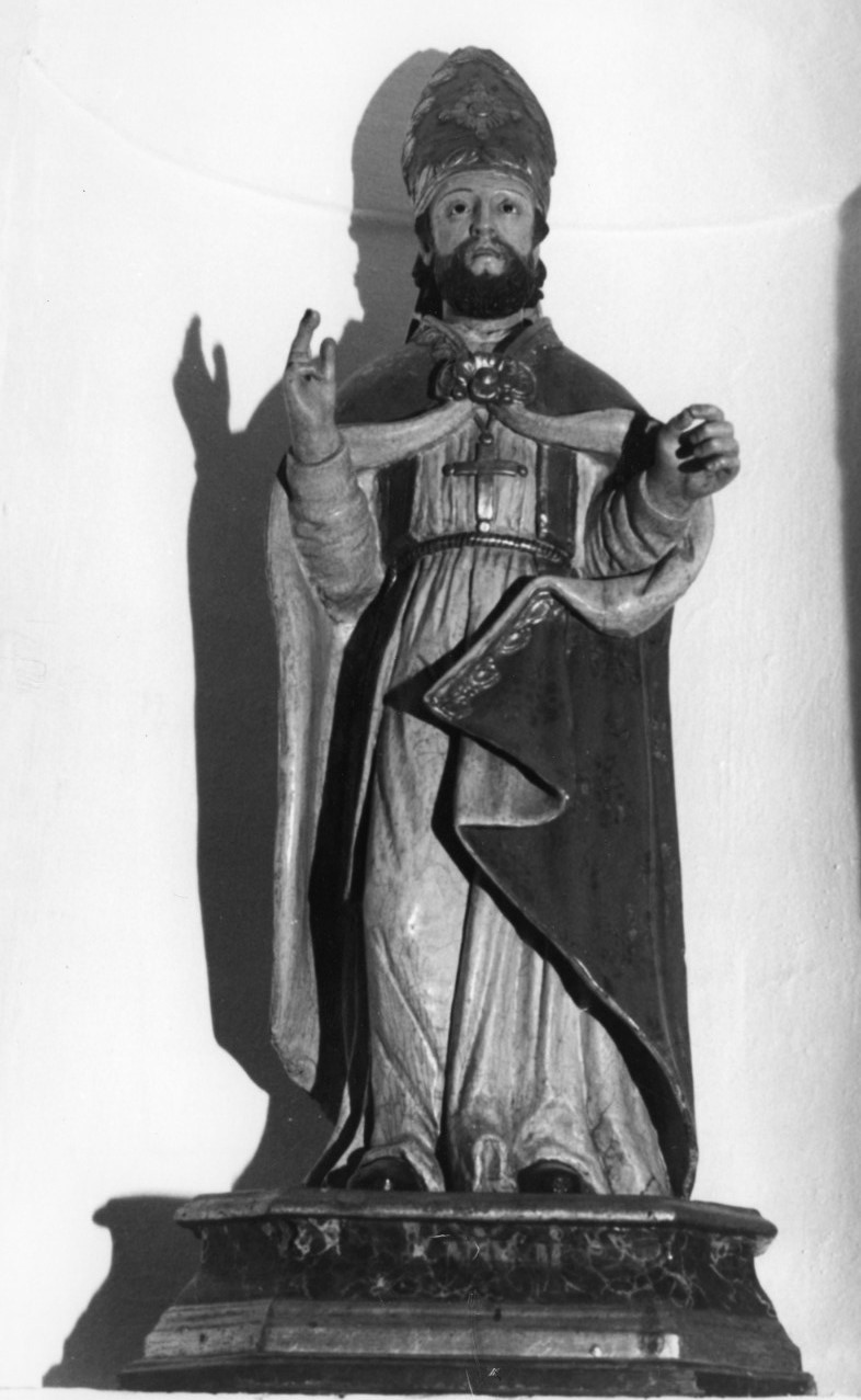 Santo vescovo (scultura)