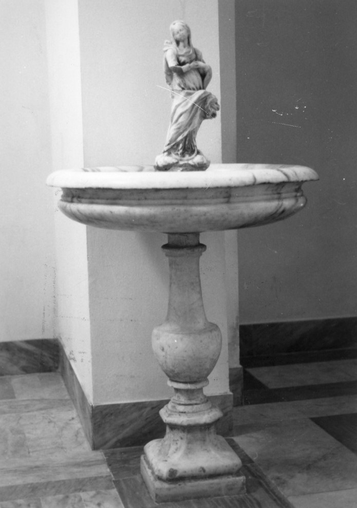 Madonna immacolata (statua, elemento d'insieme)
